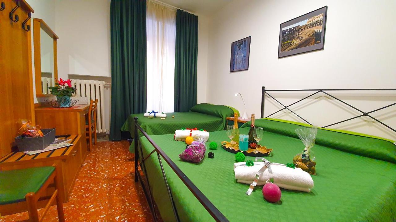 罗马 A Casa Simpatia - A Richiesta Parcheggio Gratuito !酒店 外观 照片
