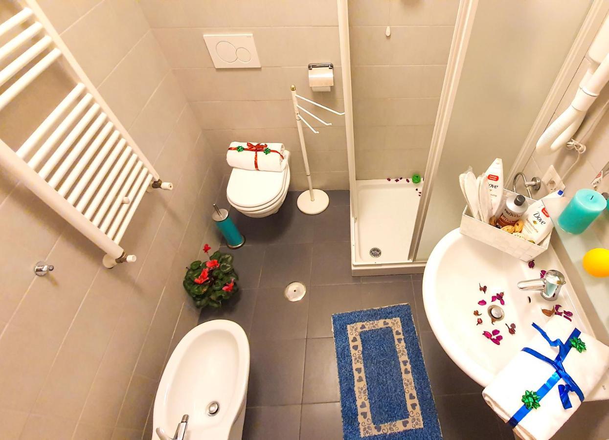 罗马 A Casa Simpatia - A Richiesta Parcheggio Gratuito !酒店 外观 照片